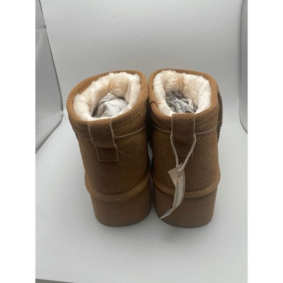 CUSHIONAIRE Women's COZY Genuine Suede pull on platform boot, Chestnut 8 - Picture 2 of 6